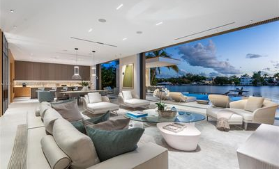 40 Palm Ave